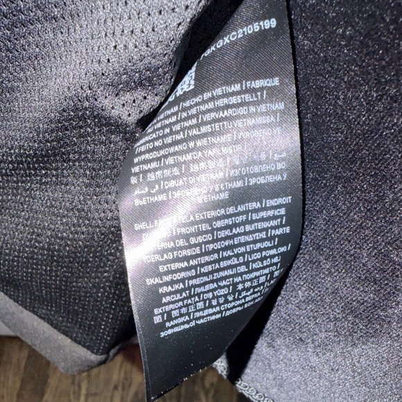 Guess Jacket For Men  Size Xs - Picture 6 of 15